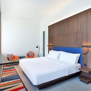 Aloft King Room Complimentary DXB Airport Shuttle Drop Off